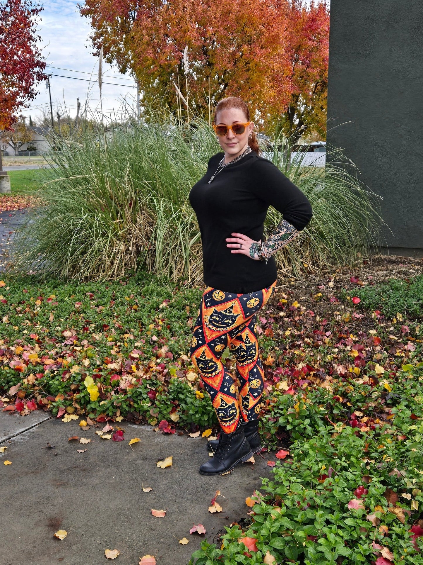 "Grinning Jack" (Johanna Parker Exclusive) Orange Vintage Cat - High-quality Handcrafted Vibrant Leggings