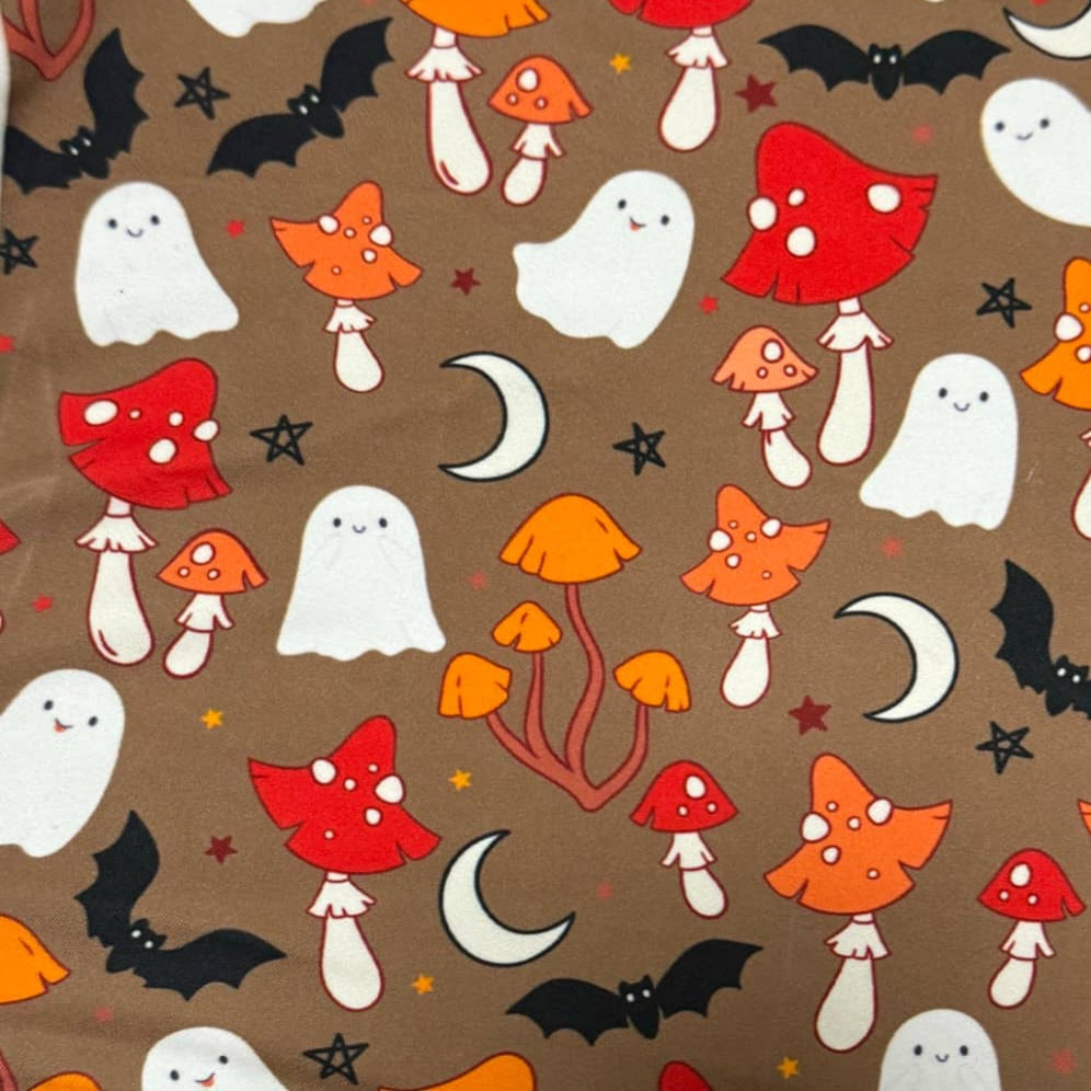 Shrooms & Spookies (Exclusive) - High-quality Handcrafted Vibrant Leggings